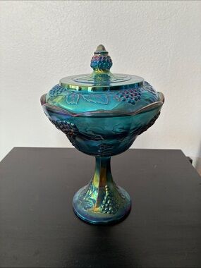 Vintage Indiana Carnival Glass Covered Compote Harvest Grape